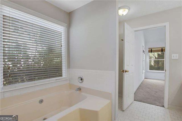 397 Ravinia Way, Lawrenceville, GA 30044