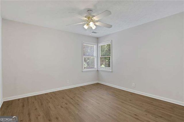 397 Ravinia Way, Lawrenceville, GA 30044
