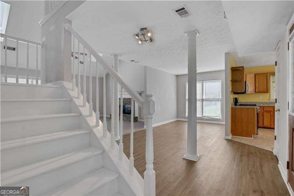 397 Ravinia Way, Lawrenceville, GA 30044 — photo 4