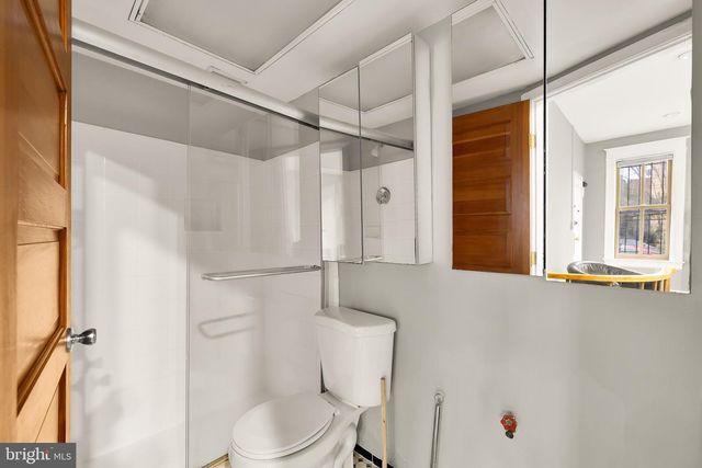 500 9TH ST SE, Washington, DC 20003