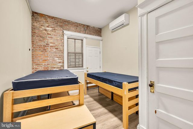 500 9TH ST SE, Washington, DC 20003