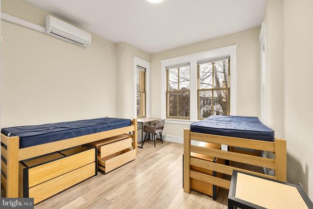 500 9TH ST SE, Washington, DC 20003