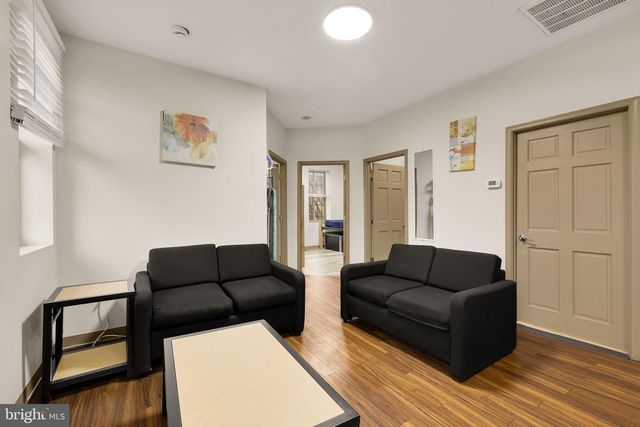 500 9TH ST SE, Washington, DC 20003