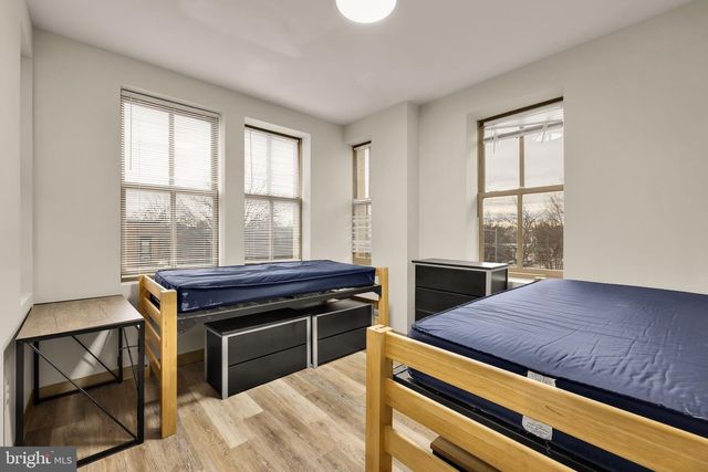 500 9TH ST SE, Washington, DC 20003