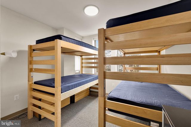 500 9TH ST SE, Washington, DC 20003