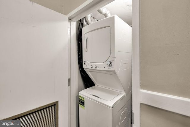 500 9TH ST SE, Washington, DC 20003