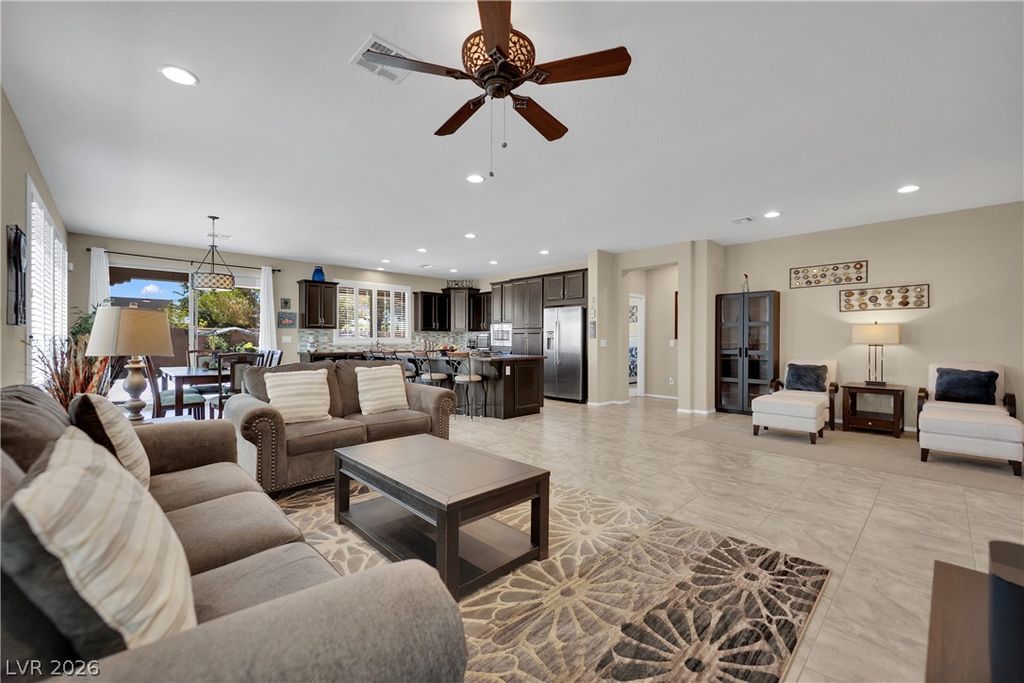 3829 Riviera Regal Avenue, North Las Vegas, NV 89081 — photo 2