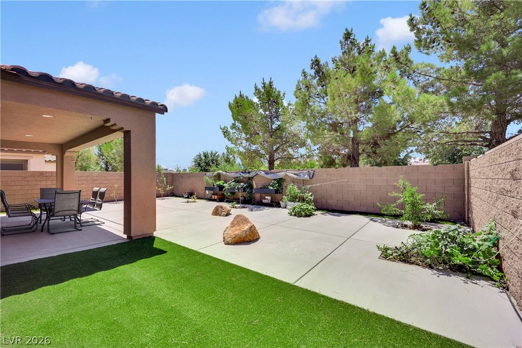 3829 Riviera Regal Avenue, North Las Vegas, NV 89081 — photo 5