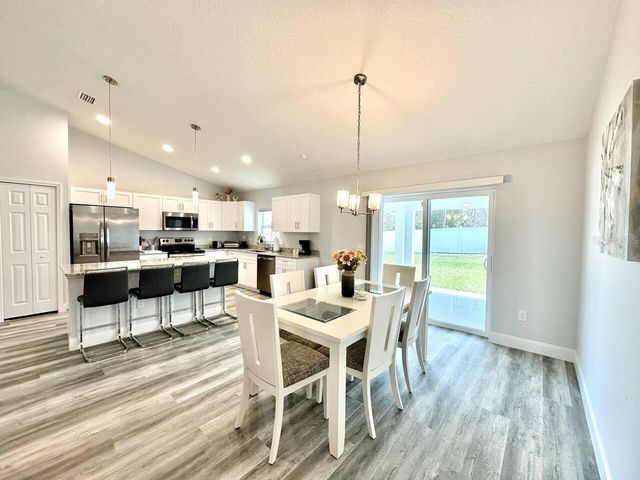 2409 SW 156TH LOOP, Ocala, FL 34473