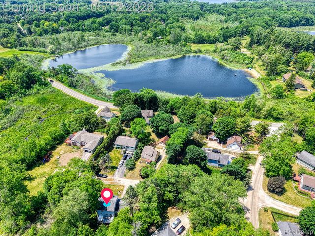 8639 Legrand Drive, Hamburg Township, MI 48116