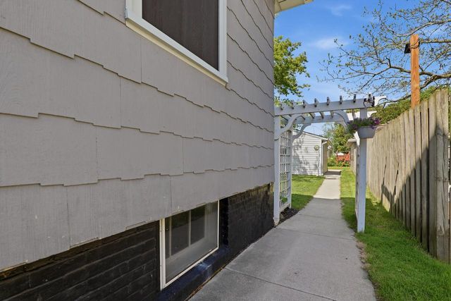 2408 S 7th STREET, Sheboygan, WI 53081