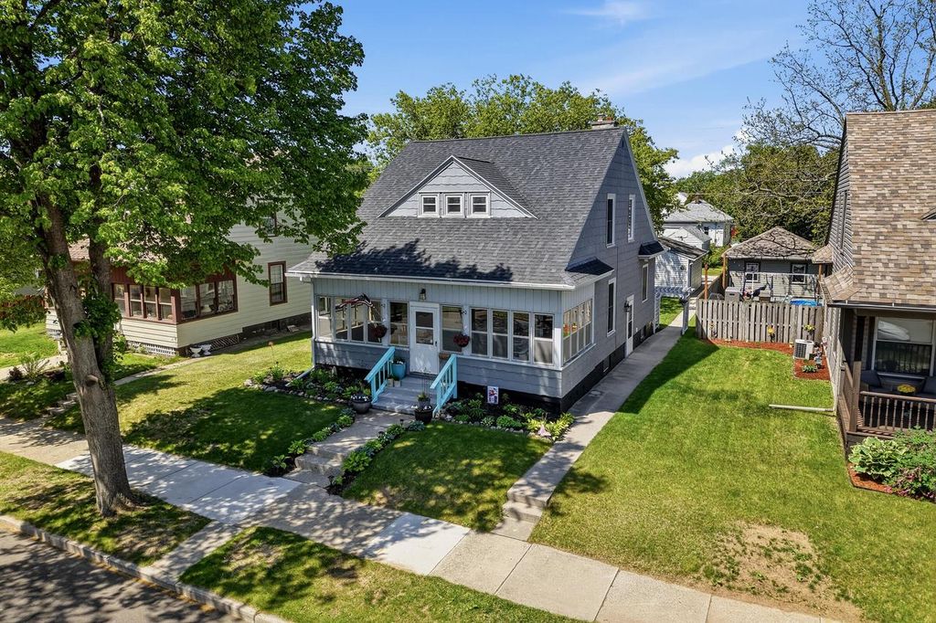 2408 S 7th STREET, Sheboygan, WI 53081