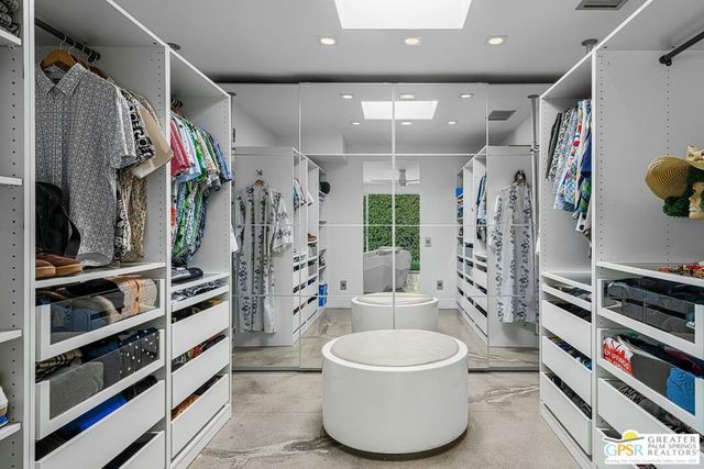 464 E Santiago Way, Palm Springs, CA 92264