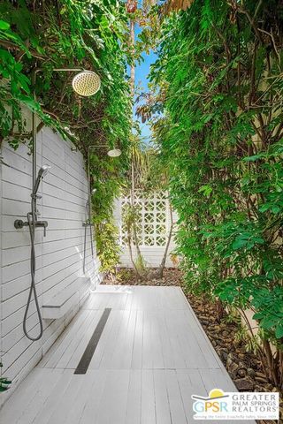 464 E Santiago Way, Palm Springs, CA 92264