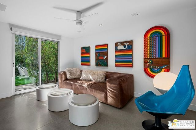 464 E Santiago Way, Palm Springs, CA 92264