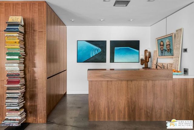 464 E Santiago Way, Palm Springs, CA 92264