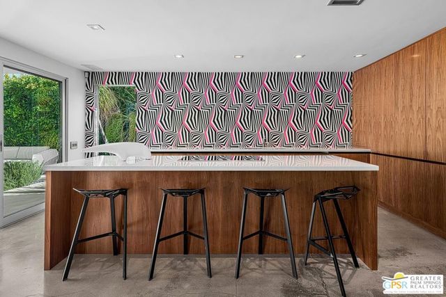 464 E Santiago Way, Palm Springs, CA 92264