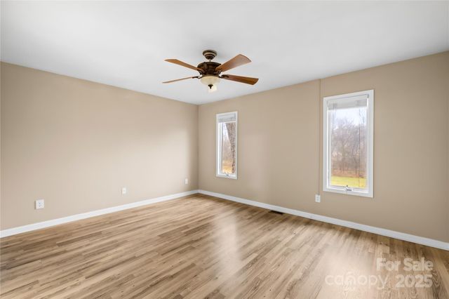 1002 Kenilworth Court NW, Concord, NC 28027