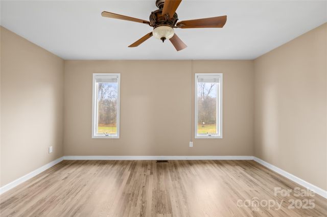 1002 Kenilworth Court NW, Concord, NC 28027