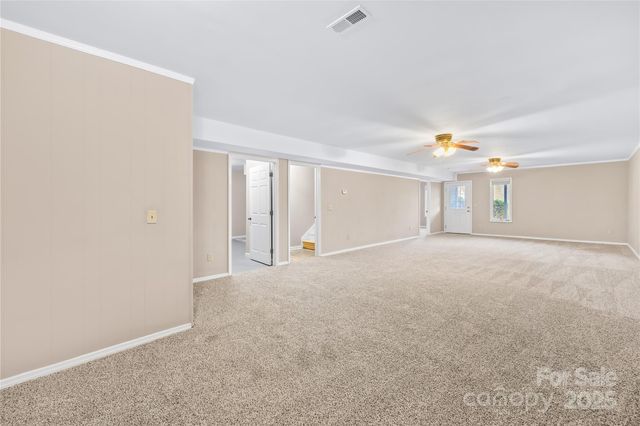 1002 Kenilworth Court NW, Concord, NC 28027