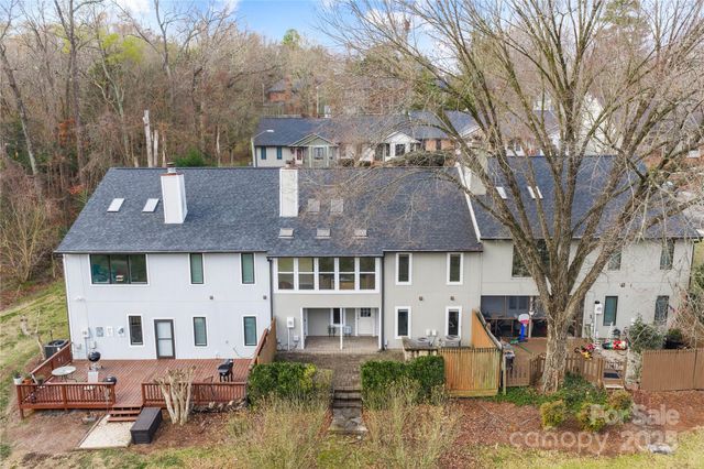 1002 Kenilworth Court NW, Concord, NC 28027