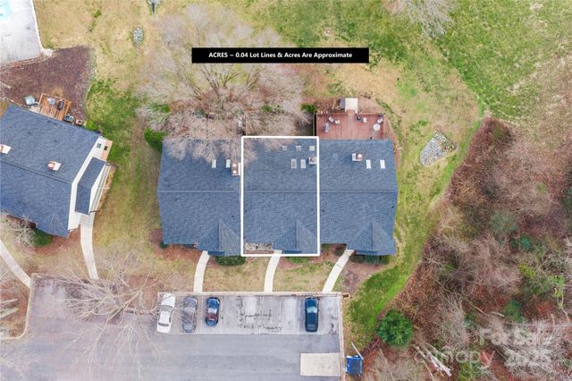 1002 Kenilworth Court NW, Concord, NC 28027