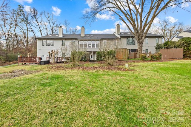 1002 Kenilworth Court NW, Concord, NC 28027