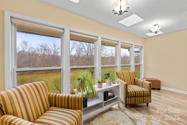 1002 Kenilworth Court NW, Concord, NC 28027