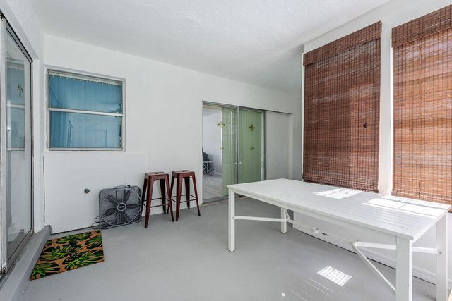 3400 NW 39th Avenue, Lauderdale Lakes, FL 33309