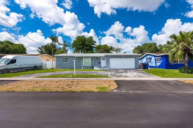 3400 NW 39th Avenue, Lauderdale Lakes, FL 33309