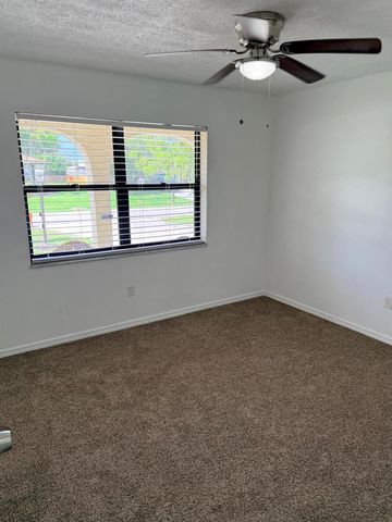 508 NW AZALEA Avenue, Port St. Lucie, FL 34983