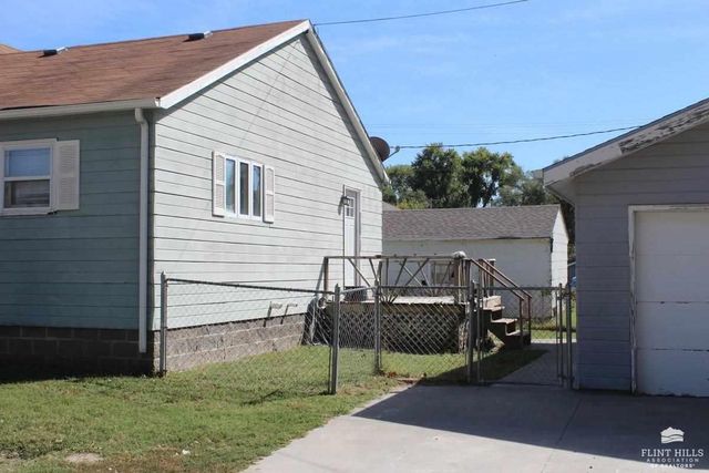 210 Linden Street, Ogden, KS 66517