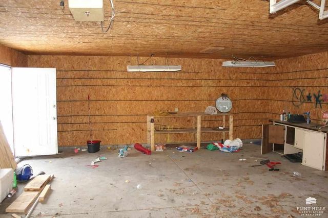 210 Linden Street, Ogden, KS 66517