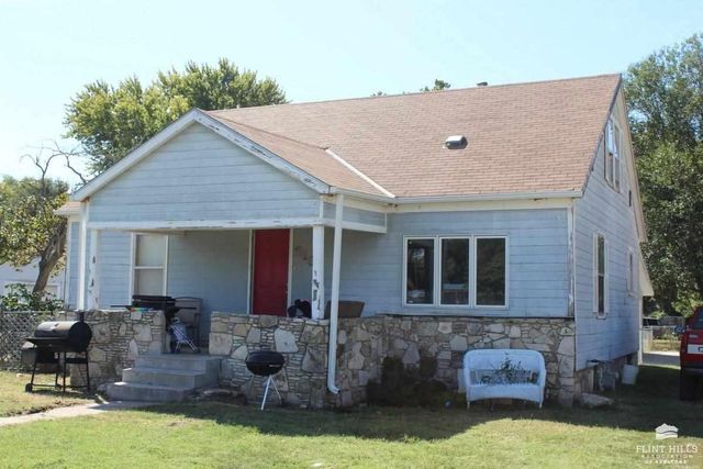 210 Linden Street, Ogden, KS 66517