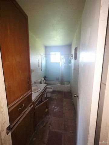 902 E Alberta Road, Edinburg, TX 78542