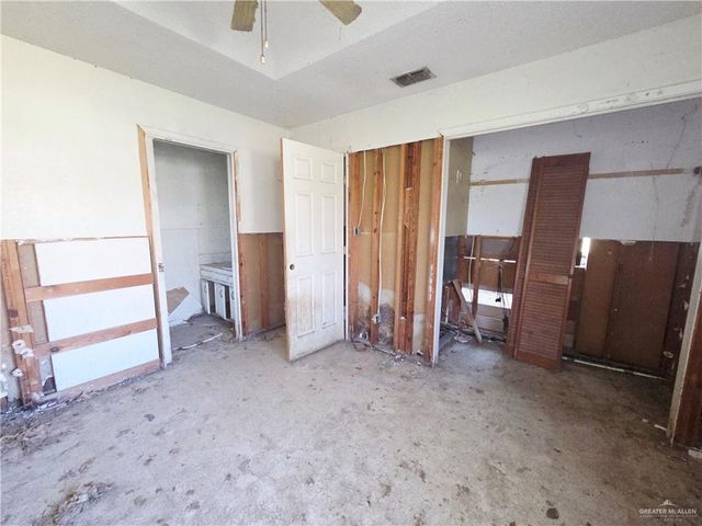 902 E Alberta Road, Edinburg, TX 78542