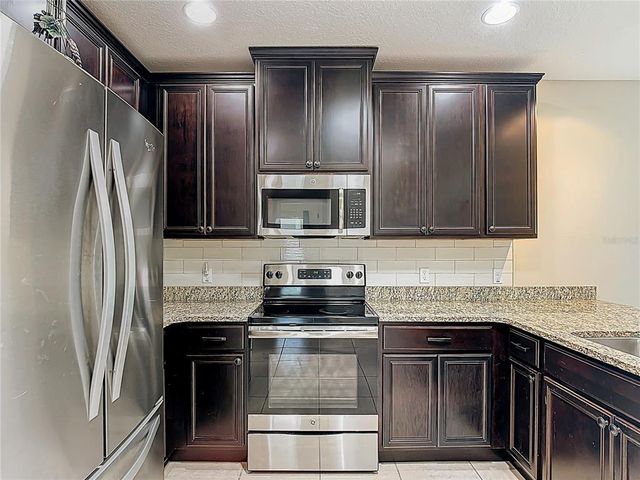 328 VESTRELLA DR, Poinciana, FL 34759