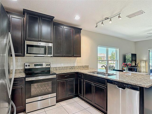328 VESTRELLA DR, Poinciana, FL 34759