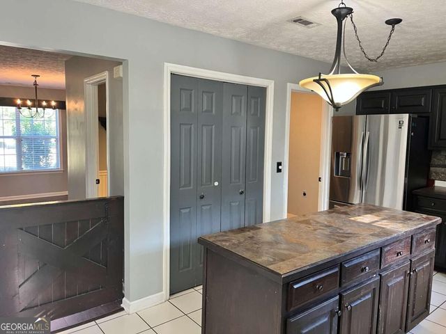 30 Candlewood Court, Newnan, GA 30265