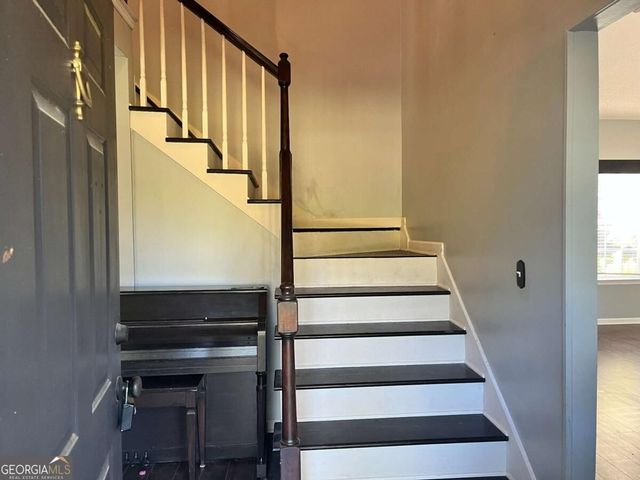 30 Candlewood Court, Newnan, GA 30265