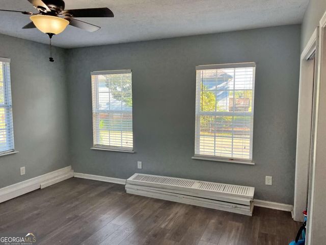 30 Candlewood Court, Newnan, GA 30265