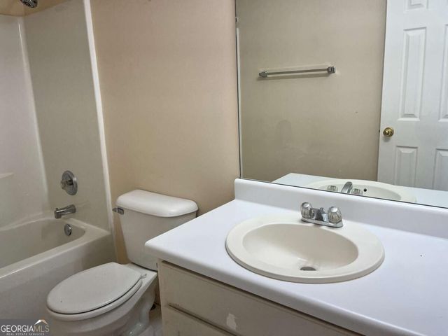 30 Candlewood Court, Newnan, GA 30265