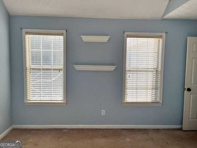 30 Candlewood Court, Newnan, GA 30265