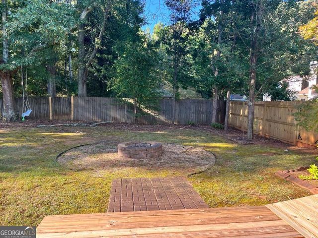 30 Candlewood Court, Newnan, GA 30265
