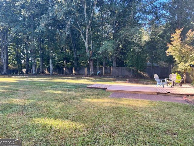 30 Candlewood Court, Newnan, GA 30265
