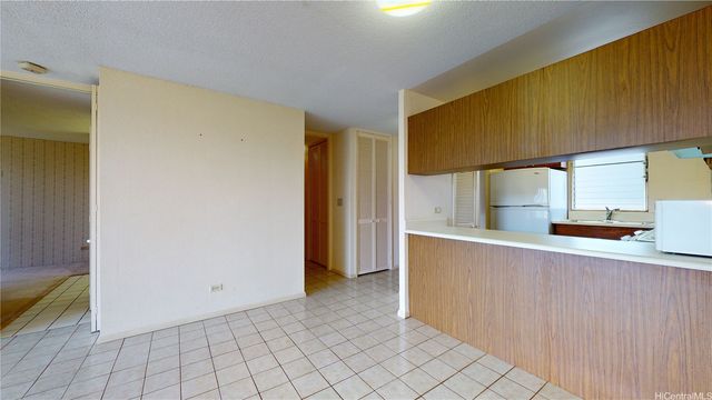 1160 Ala Napunani Street 603, Honolulu, HI 96818