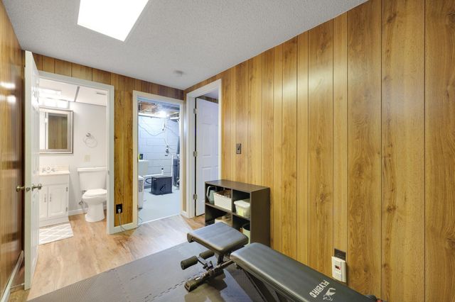 150 93rd Avenue NE, Blaine, MN 55434