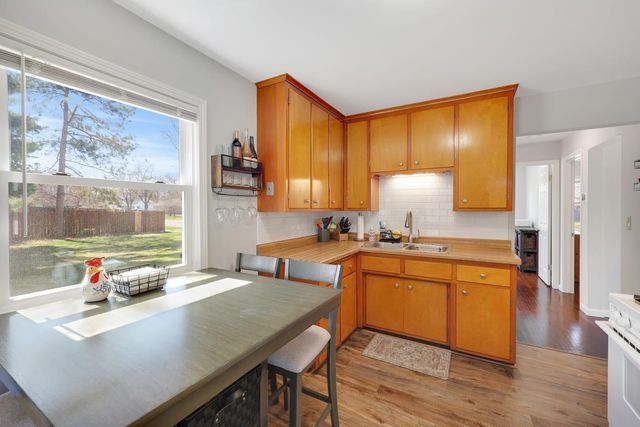 150 93rd Avenue NE, Blaine, MN 55434