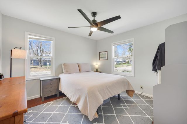 150 93rd Avenue NE, Blaine, MN 55434