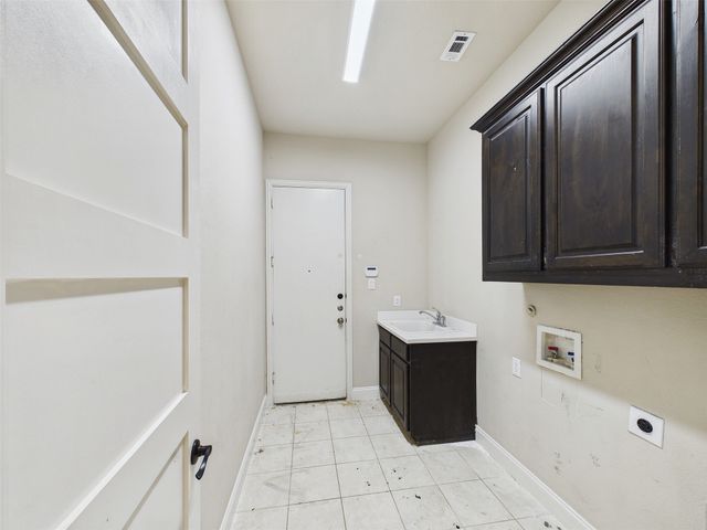 2825 Hollowbrook Lane, Frisco, TX 75033